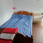 на пъпа на варна, голяма стая! Apartment Warna